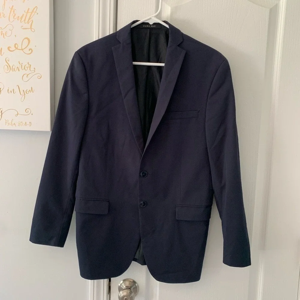 Zara Man navy blue blazer size USA 38‎ two buttons classic elegant casual